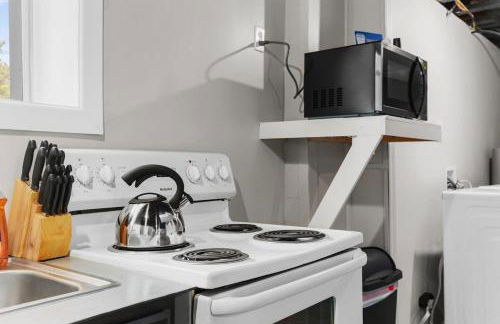 Broadmoor Bungalow - Both Units - Foto 40