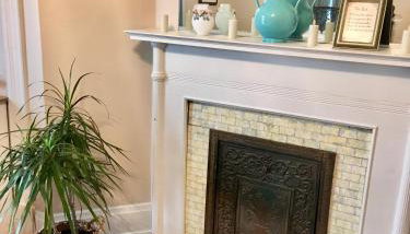 Historic Upstairs Apartment - Foto 4