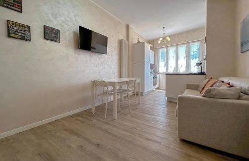 Perfect Spot with WiFi & AC by Host Hero - Foto 20