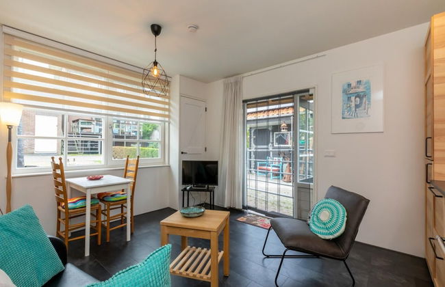 Holiday Home in Zeeland With Romantic Terrace - Foto 7