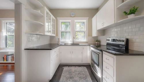 Historic & Cozy Bungalow by Downtown - Foto 5