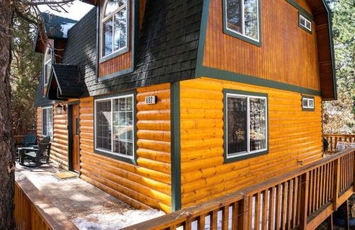 Pine Den Cabin: Arcade+Fire Pit+BBQ - Foto 51