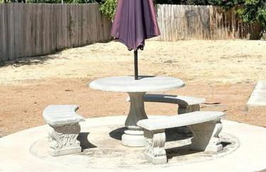 Walk to the Alamodome! Sleeps 6, Pet Friendly - Foto 5