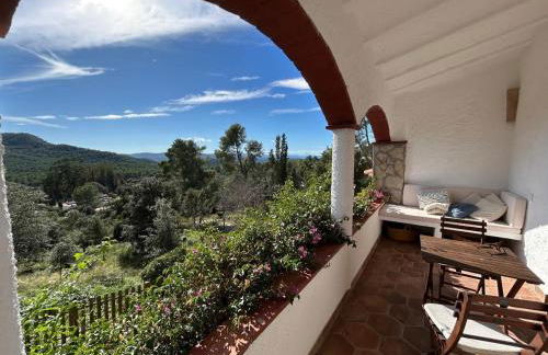 PRAGA 2 - Encantadora casa con piscina y vistas al bosque! - Foto 15