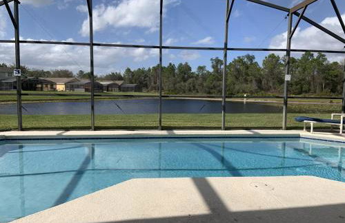 Cosy 4 Bed Villa Overlooking A Lake - Foto 3