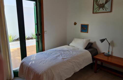 Cozy Waterman beach house - Photo 29