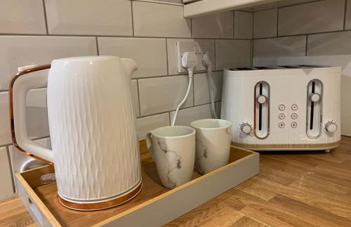 Fantastic 1 Bedroom Basement flat with free parking - Foto 14