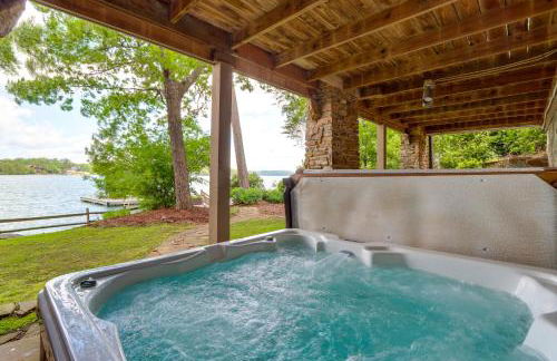 Waterfront Escape on Blue Ridge Lake with Dock! - Foto 33