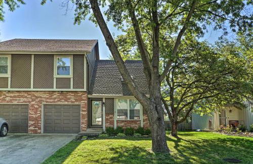 Modern Townhome with Fireplace Near Stoll Park - Foto 27