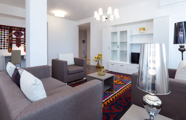 The Arc Residence - Photo 12