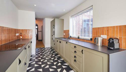 Stylish Coastal 3-Bed Retreat in Saltburn - Foto 1, stove, toaster