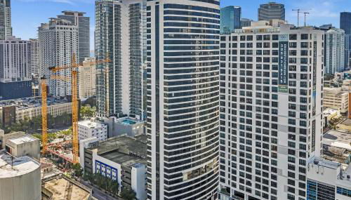 Beautiful Miami Apt Pool & Beach for 3 Guests - Foto 2