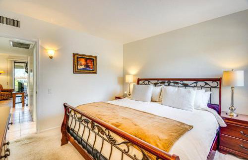 Close to Golf: Mtn-View Townhome in Green Valley - Photo 15