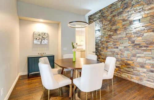 Pool, Views and Ample Space! Sunny Goodyear Retreat - Foto 11