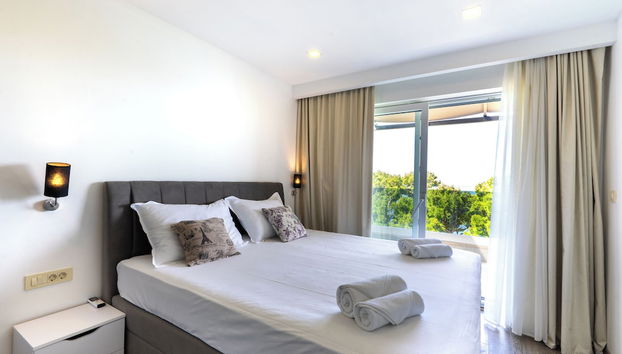 Luxury Penthouse Apt on beach Makarska - Foto 3, Habitación