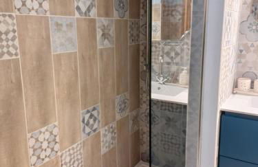 CHARMING APARTMENT LAKE FRONT - Foto 23