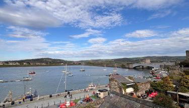 Stylish Coastal Apartment with Breathtaking views - Foto 1