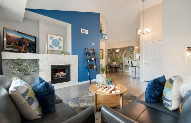 Timberline Retreat King Bed, Fireplace & Pool! - Foto 9