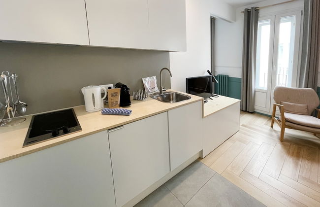 Be Mate Gran Vía Suites - Photo 28