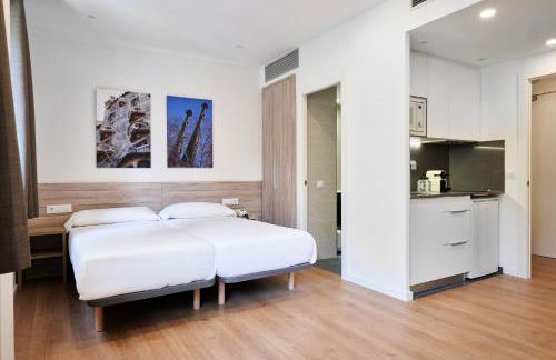 Aparthotel Augusta - Photo 7