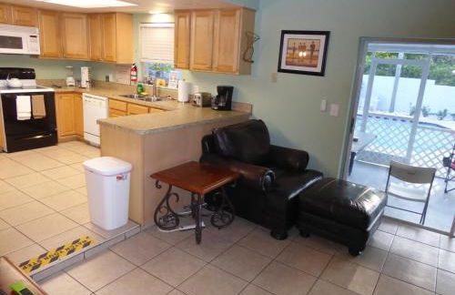 Perfecto Mundo 6, Orlando Area 4BR-2MB-3Bath Huge Pool, Ping Pong, Billiard, Disney Universal - Foto 8