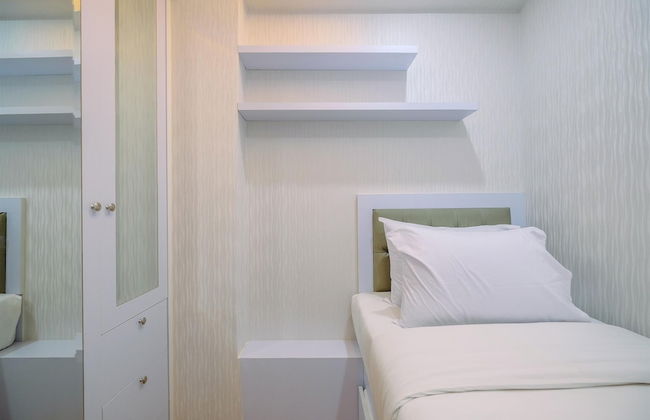 Fancy and Nice 2BR Apartment at Podomoro Golf View - Photo 4