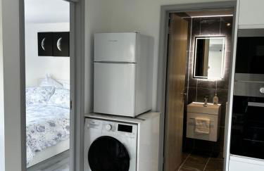 Whispering Waves Guest house, Brighton-8 mins, Guests 4, Beachfront, Free parking, WiFi, Kitchen and AC - Foto 25