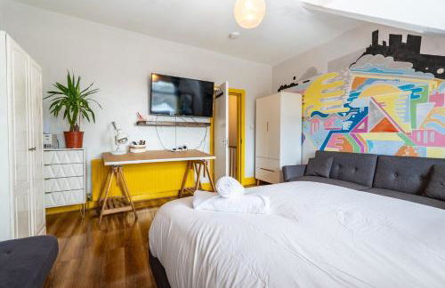 Vibrant 3 Bedroom Art Duplex Spacious & Unique - Foto 25