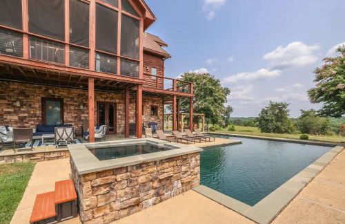 One Of A Kind Home in VA Wine Country on 50 acres - Foto 25