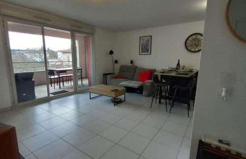 Le Barbusse LYON-T3-Garage-Terrasse-3 lits-Home Cinema - Foto 10