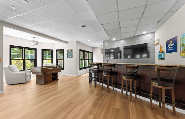 Making Waves by Avantstay Sleeps 20 + Pool - Foto 46