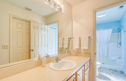 Home in The Villages with Lanai and Private Hot Tub! - Foto 13