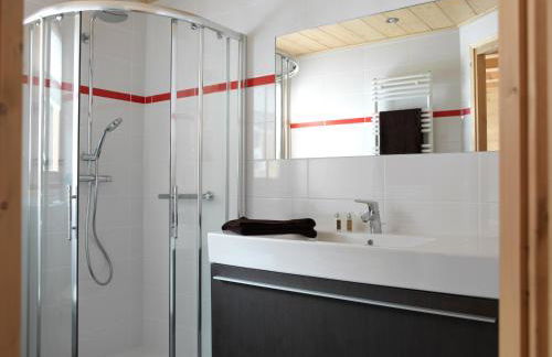 Les Chalets des Liarets - Foto 44