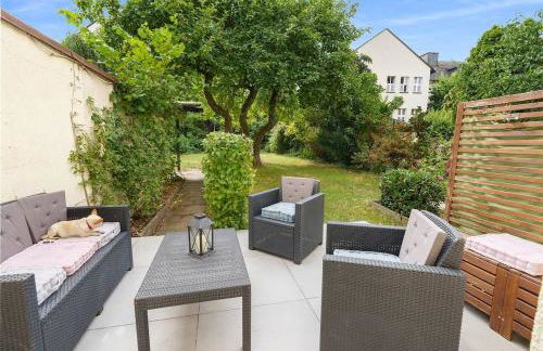 Moderne Traumwohnung mit Traumgarten - Foto 1