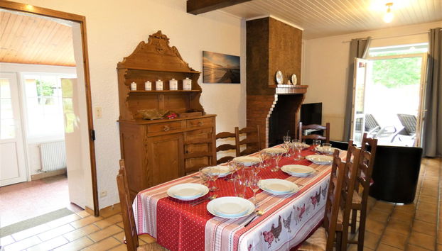 Kitchen / Dining Room