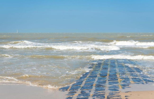 Modern Holiday Home, Near the Sea - Photo 34