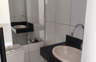 Casa Moderna com 2 Quartos, Área Gourmet e Ar-Condicionado - Photo 9