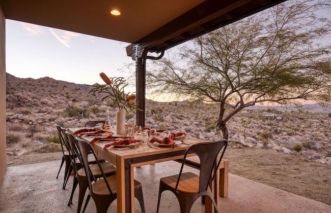 Desert Stone by Avantstay Contemporary Desert Oasis With Pool & Hot Tub - Photo 28