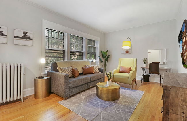 Simple and Roomy 1BR Apt in Evanston - Foto 12