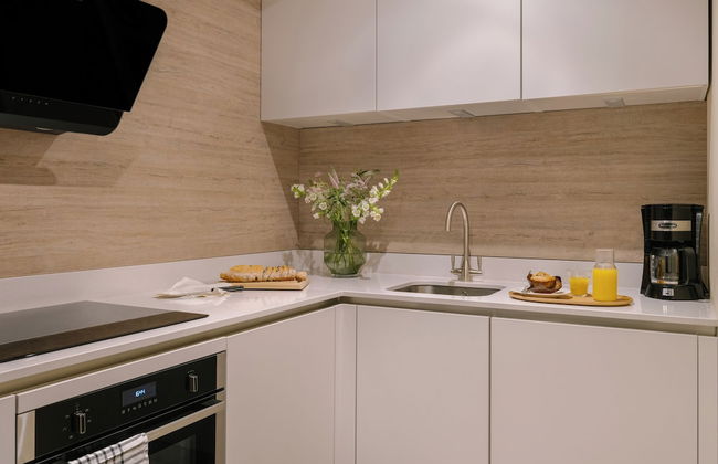 Royal Garden Apartments New Town - Photo 19