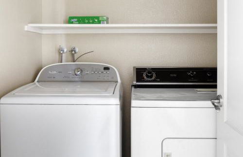 Fremont 2BR w WD Pool nr Lake Shops SFO-359 - Foto 13