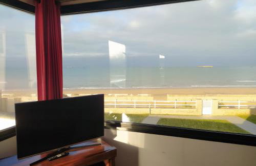 Gîtes " Arromanches" ou "Bord de Mer PMR" 2 chambres en FRONT DE MER à Asnelles , 3km d'Arromanches, 10km de Bayeux - Foto 16