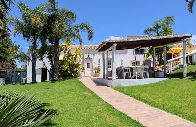 Idyllic Farm House With Huge Garden for 14pax - Foto 75