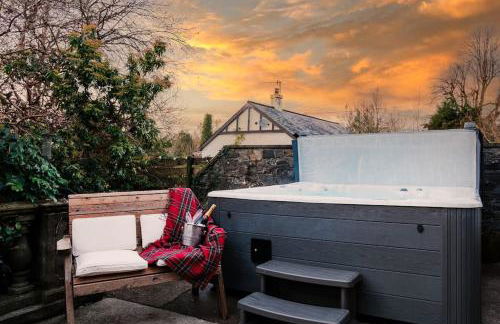 The Old School House, luxury home with hot tub. - Foto 36