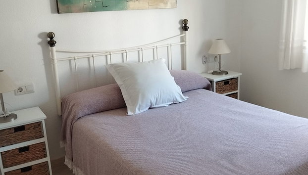 Sue os in Denia With 2 Bedrooms and 1 Bathrooms - Foto 3, Habitación