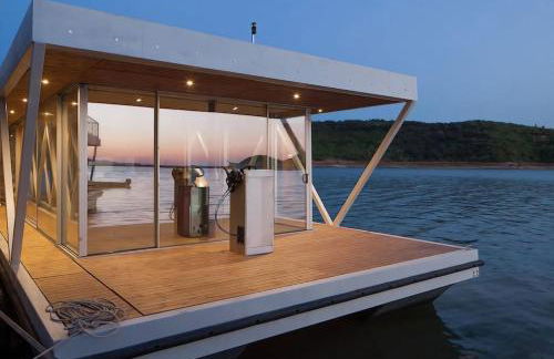 SLEEPBOAT- Modern Houseboat in Porto - Foto 1