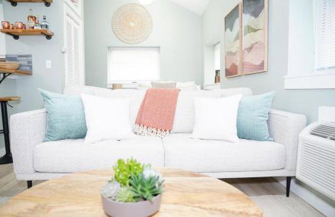 The StayAwhile Studio - Photo 9