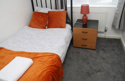 Superb 3 Bedroom flat in Stafford - Foto 25