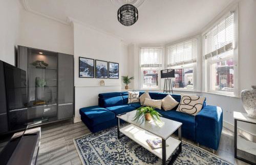 Modern 4 Bedroom House In Woodgreen - Foto 46