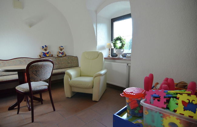 Classy Holiday Home in Deutschneudorf near Glockenwanderweg - Photo 13